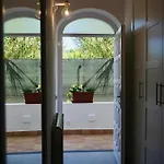 Gloria House דירה *
