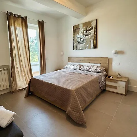 Διαμέρισμα Gloria House Ίσκια